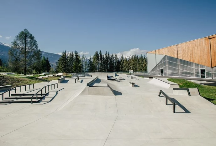 Alaïa Chalet skatepark